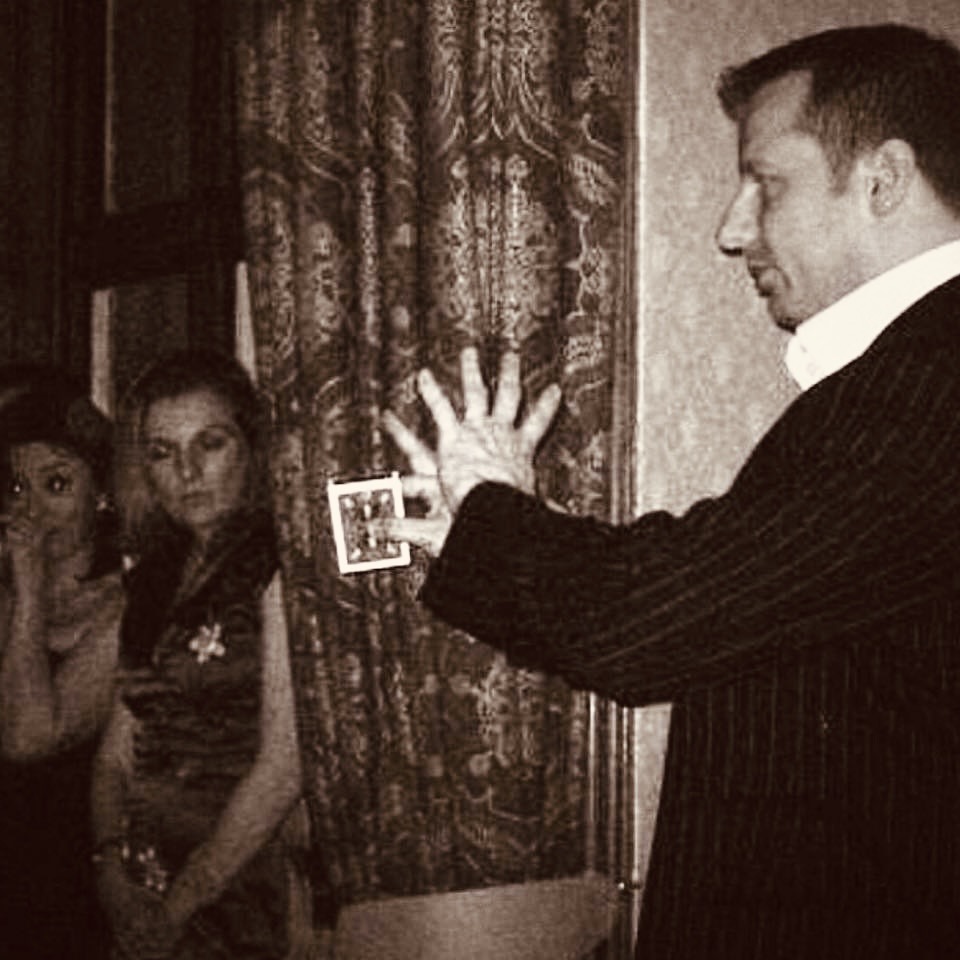 Psychic Medium Kristian von Sponneck